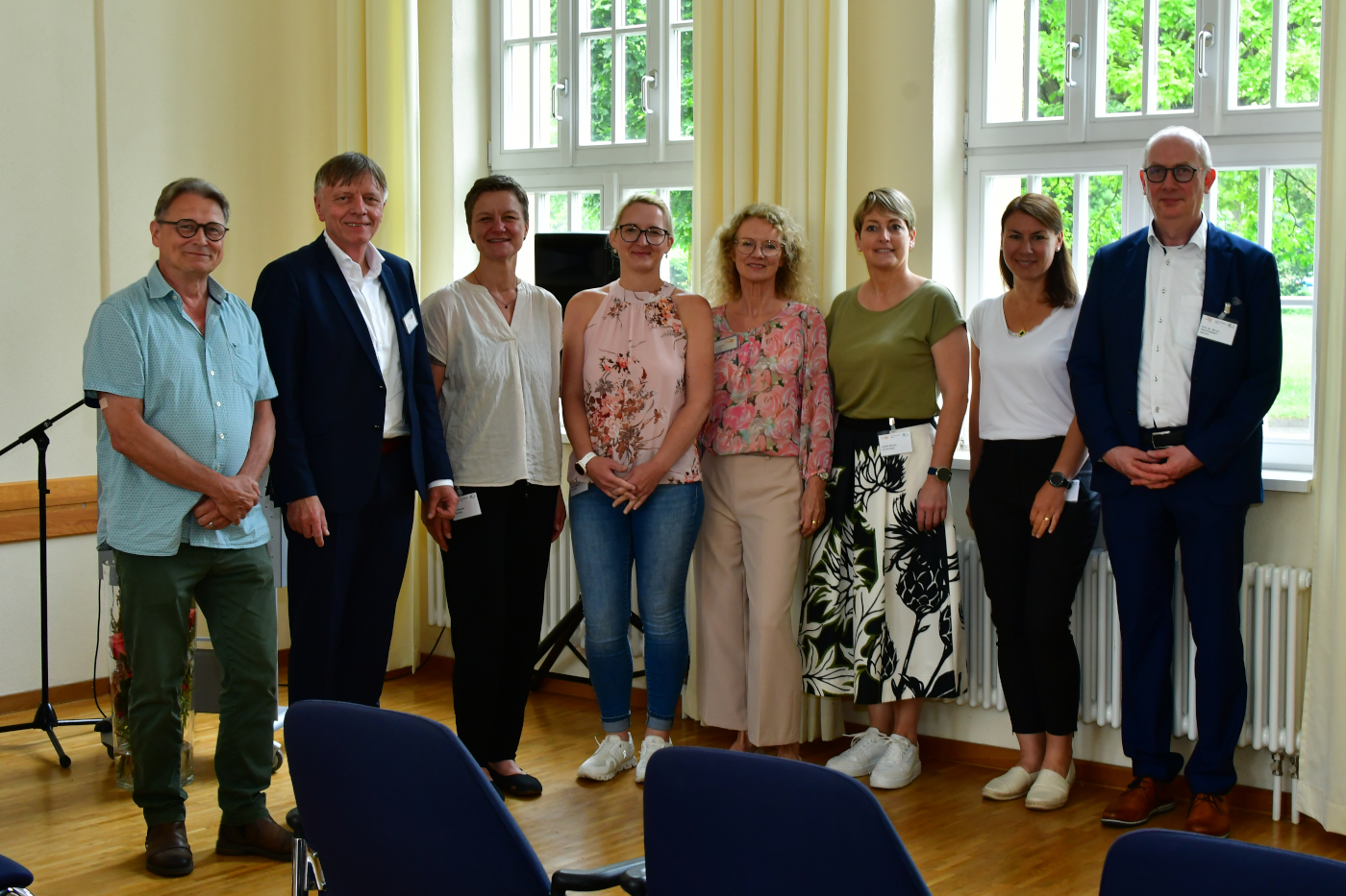 Pflegeschule BZG Wiesloch Symposium 2024 Gruppenfoto Referenten